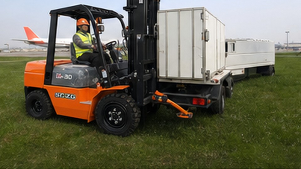 When Should Diesel Forklift Mast Chains and Hydraulic Oil Be Serviced? - diesel forklift 2