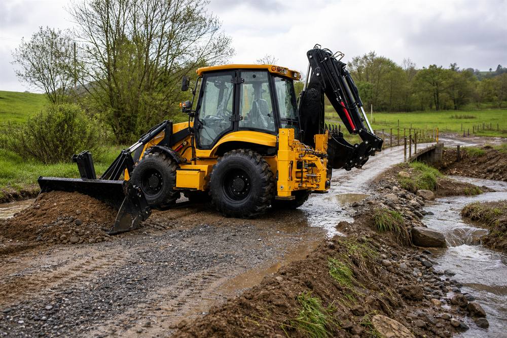 ZGLOADER / MYZG 388-H Backhoe Loader Municipal and Farm Site Solutions municipal utility application