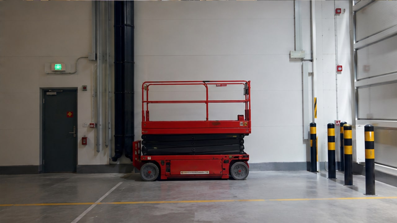 Aerial Work Platform Case: Maintaining a Busy Port Passenger Terminal - aerial work platform 4