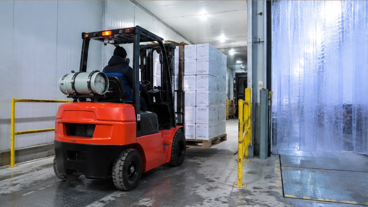 How Should an LPG Forklift Be Configured for Long Lumber Loads? - LPG forklift 3