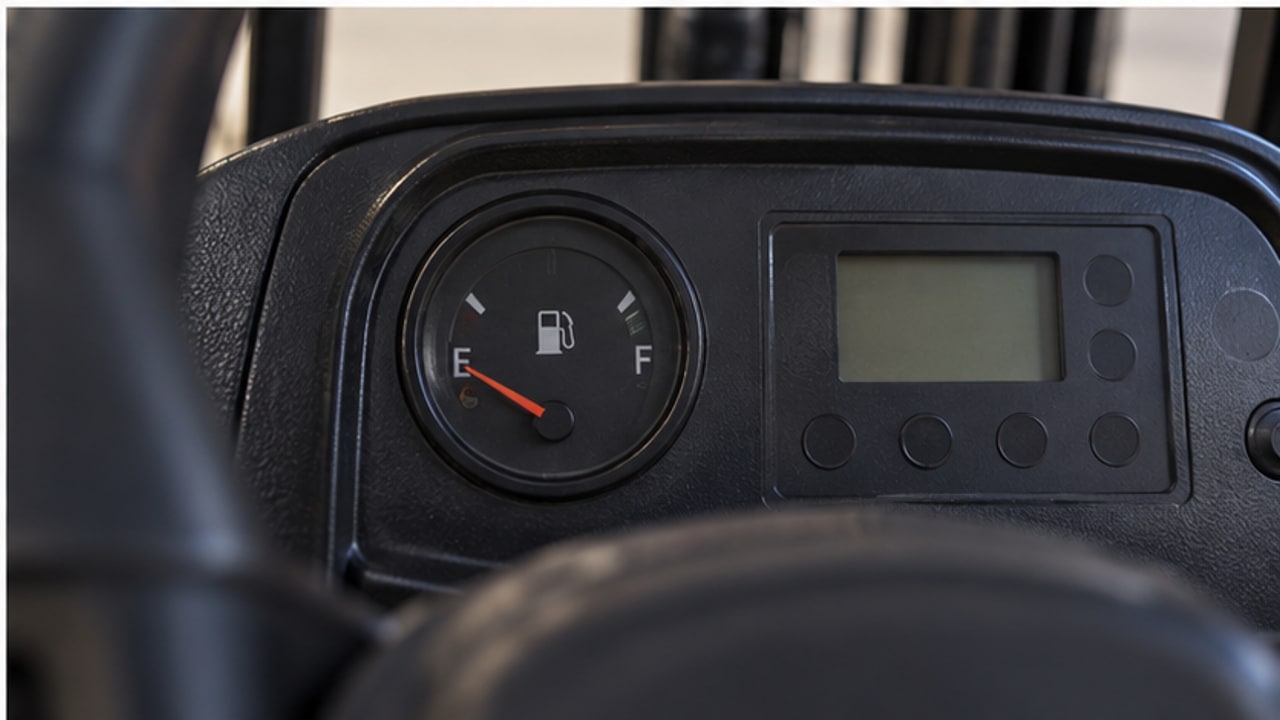 Why Does an LPG Forklift Fuel Gauge Read Empty After Cylinder Replacement? - LPG forklift 4