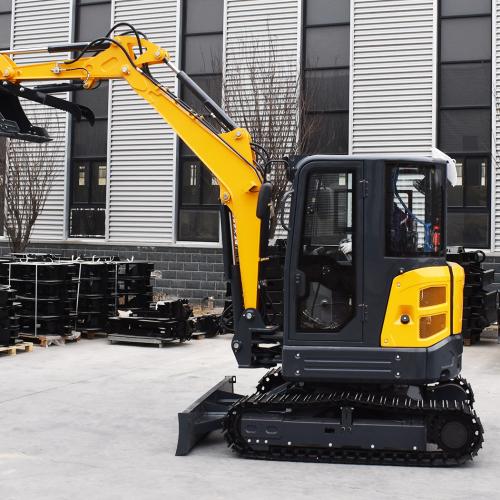 What is the difference between a digger and an excavator?