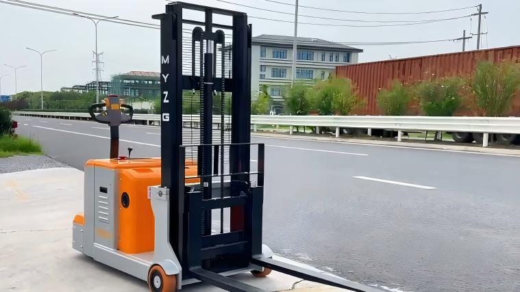 Are Lithium-Ion Batteries Better Than Lead-Acid for Electric Pallet Jacks?