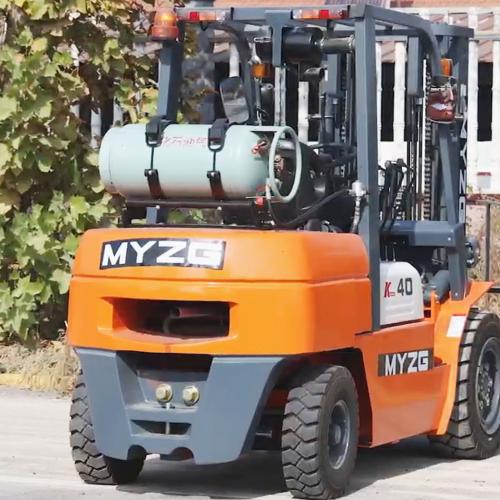 What are the advantages of using an LPG dual-fuel forklift?