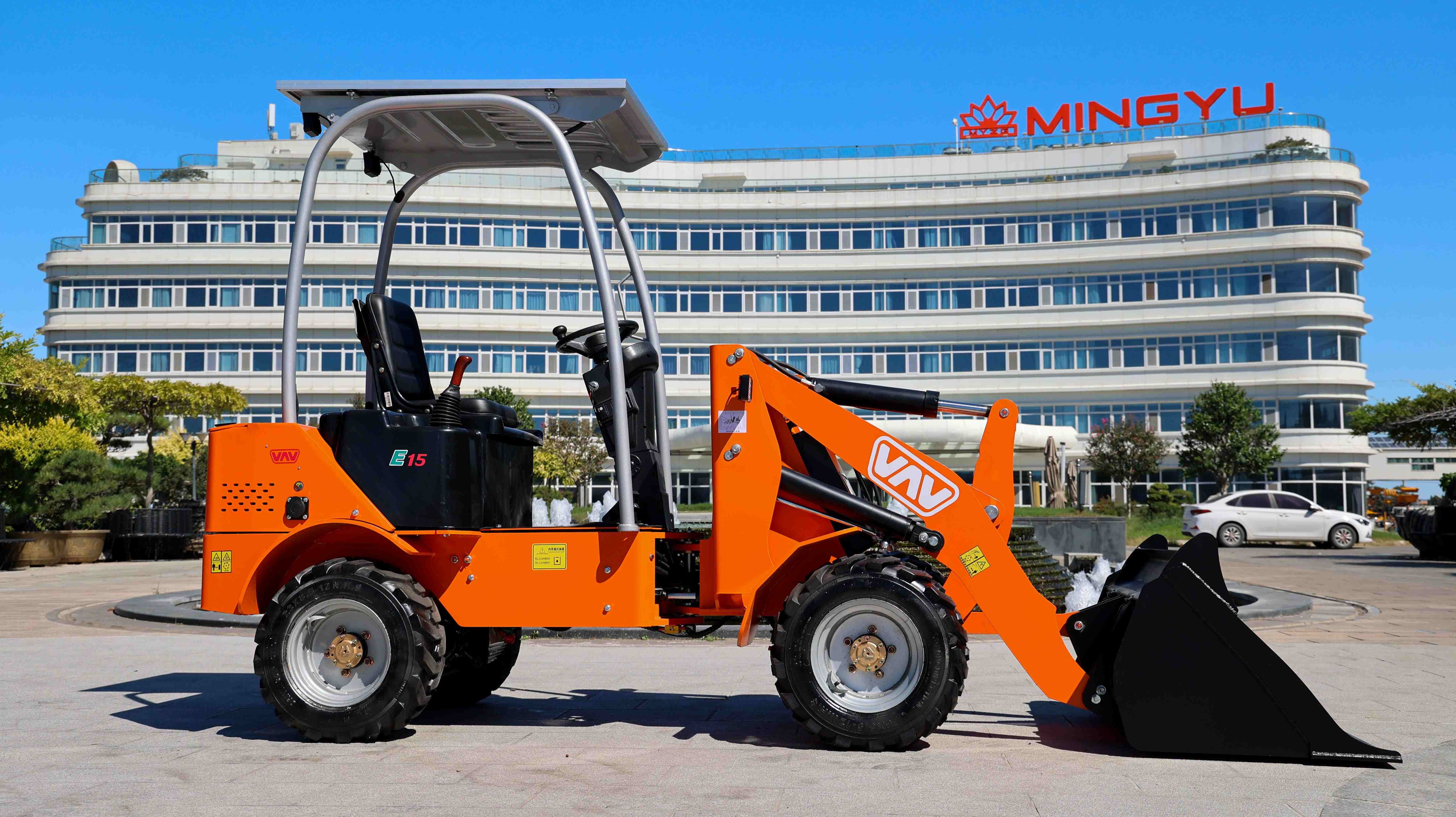 What Attachments Work with Compact Loaders?​