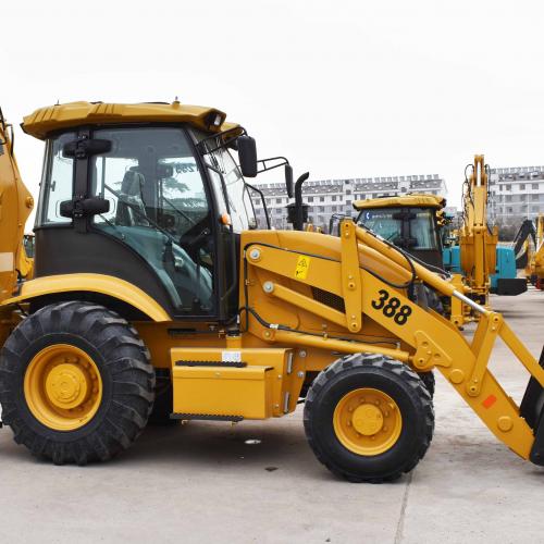 Backhoe loader vs excavator: Which is better?