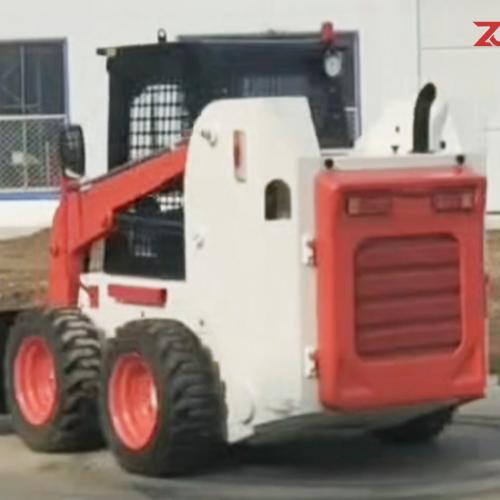 What’s the difference between a skid steer vs compact track loader?