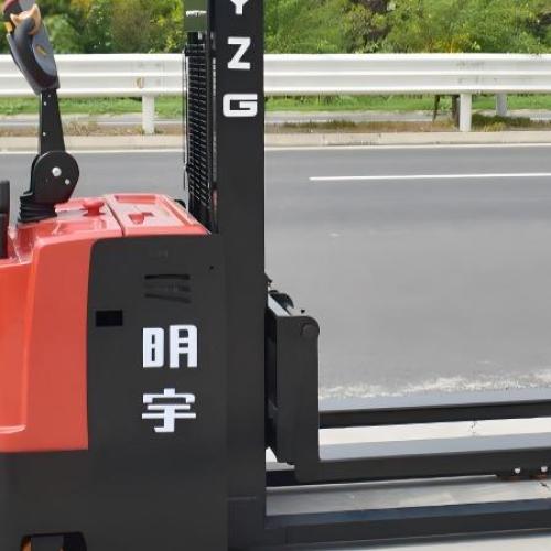 What is the best brand for electric pallet stackers?