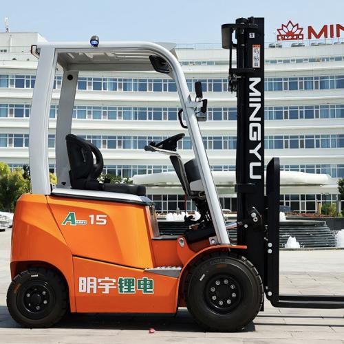 Electric vs. Diesel vs. Propane: Which forklift is right for me?