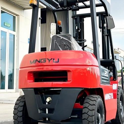 Xinchai-Powered CPC20 Diesel Forklift: Engineered for 2-Ton Heavy-Duty Performance and Maneuverability