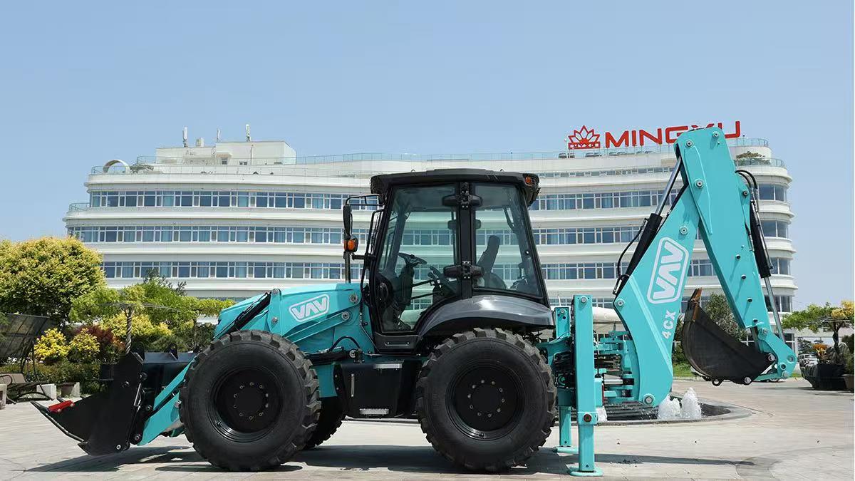 How to Troubleshoot Common Backhoe Hydraulic Issues