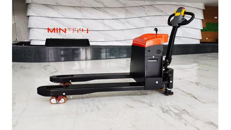 ¿Qué es un apilador de palets contrapesado?