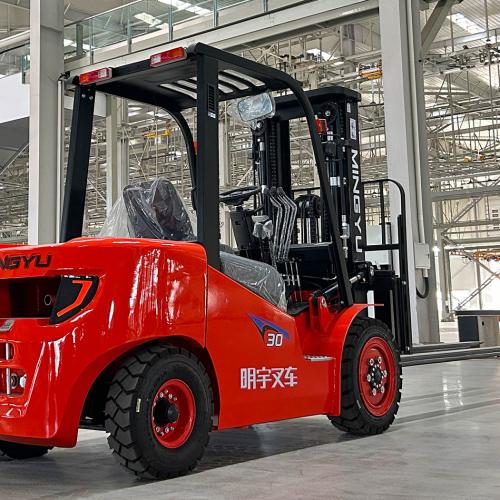 How to operate a forklift safely?