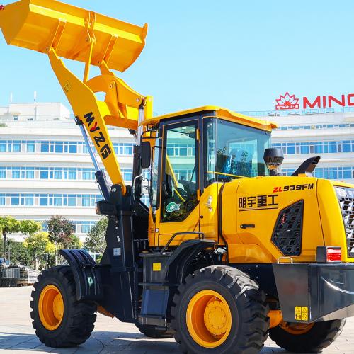 What safely precautions should i take when operating a wheel loader?