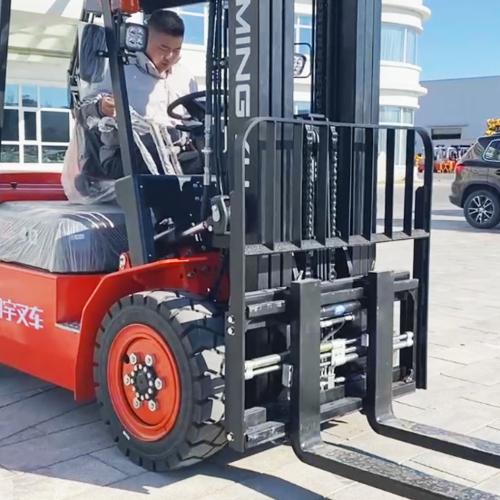What type of fuel is required for a diesel forklift