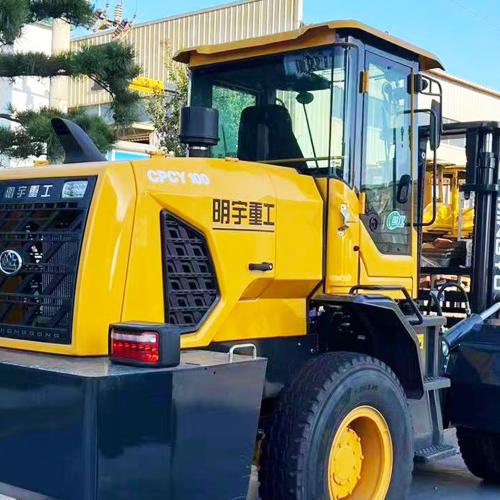 What are the main applications of rough terrain trucks/forklifts?