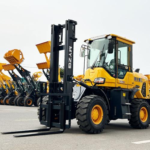Handling the Rough Stuff: A Guide to Choosing the Right Lifting Capacity for Your Off-Road Forklift