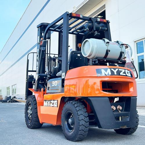 What is the typical lifespan and maintenance cost of an LPG dual-fuel forklift? 
