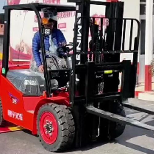 Какое техническое обслуживание требуется дизельному погрузчику?