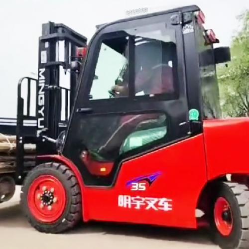 Сколько стоит дизельный погрузчик по сравнению с электрическим?