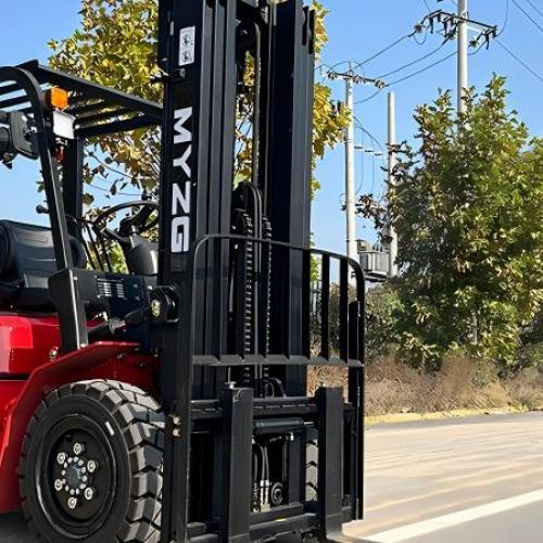 Каковы лучшие марки и модели двухтопливных вилочных погрузчиков?