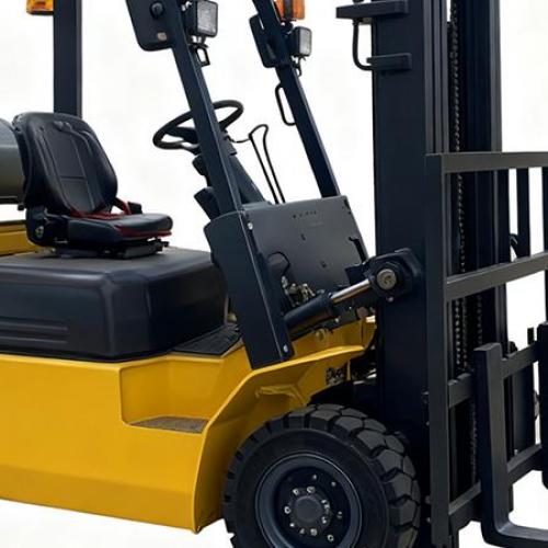 Каковы основные преимущества вилочного погрузчика СНГ по сравнению с электрическими или дизельными моделями?