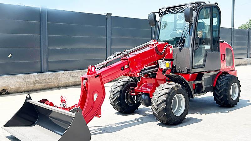 В чем разница между телескопическим погрузчиком (telehandler) и вилочным погрузчиком?