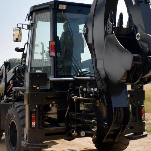 Какова стандартная глубина выкапывания обычного экскаватора?