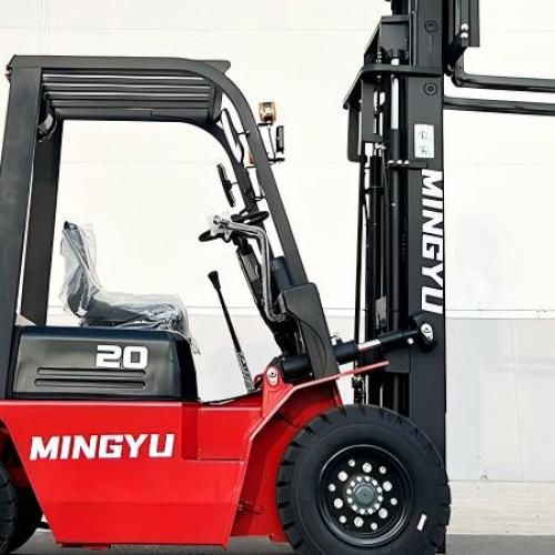 Каковы распространенные типы вилочных погрузчиков?