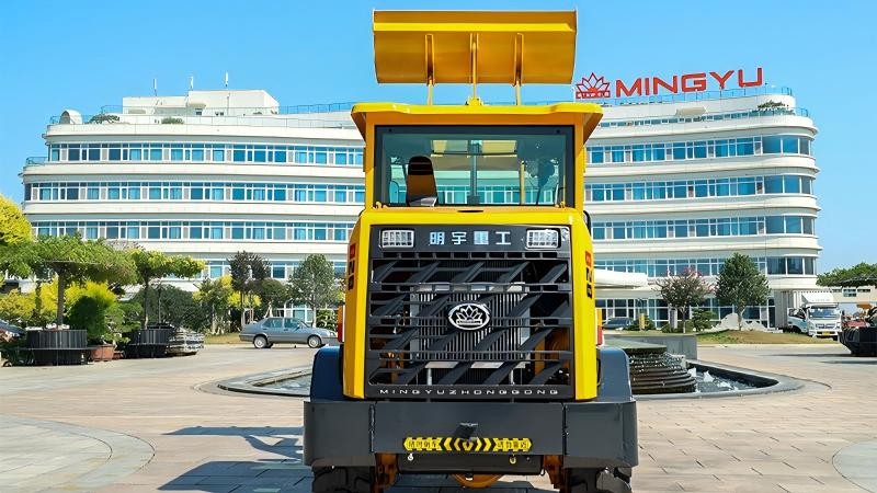 B28 Компактный Колесный Погрузчик 900кг B28 Компактный Колесный Погрузчик 900кг