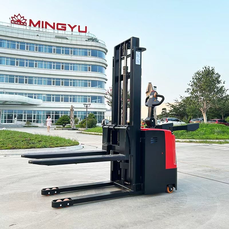 Шагающий штабелер CDD15/20D Грузоподъемностью 1500/2000кг Шагающий штабелер CDD15/20D Грузоподъемностью 1500/2000кг