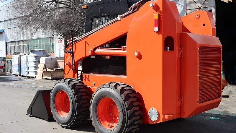 Представляем мощный колесный погрузчик с номинальной нагрузкой 850 кг: Всесторонний обзор производительности и характеристик Представляем мощный колесный погрузчик с номинальной нагрузкой 850 кг: Всесторонний обзор производительности и характеристик